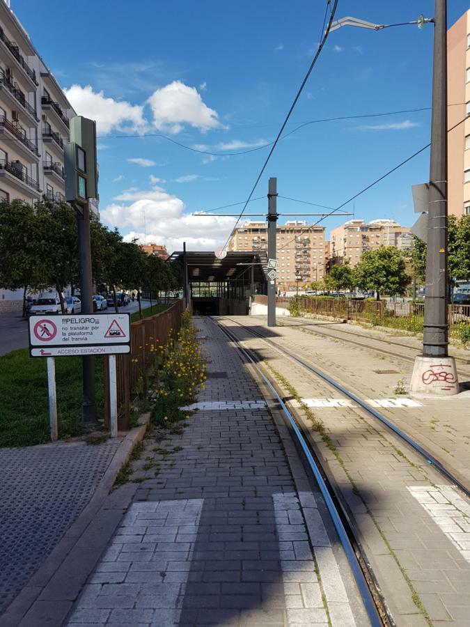 Apartamento Ciencias Y Playa Valencia Luaran gambar
